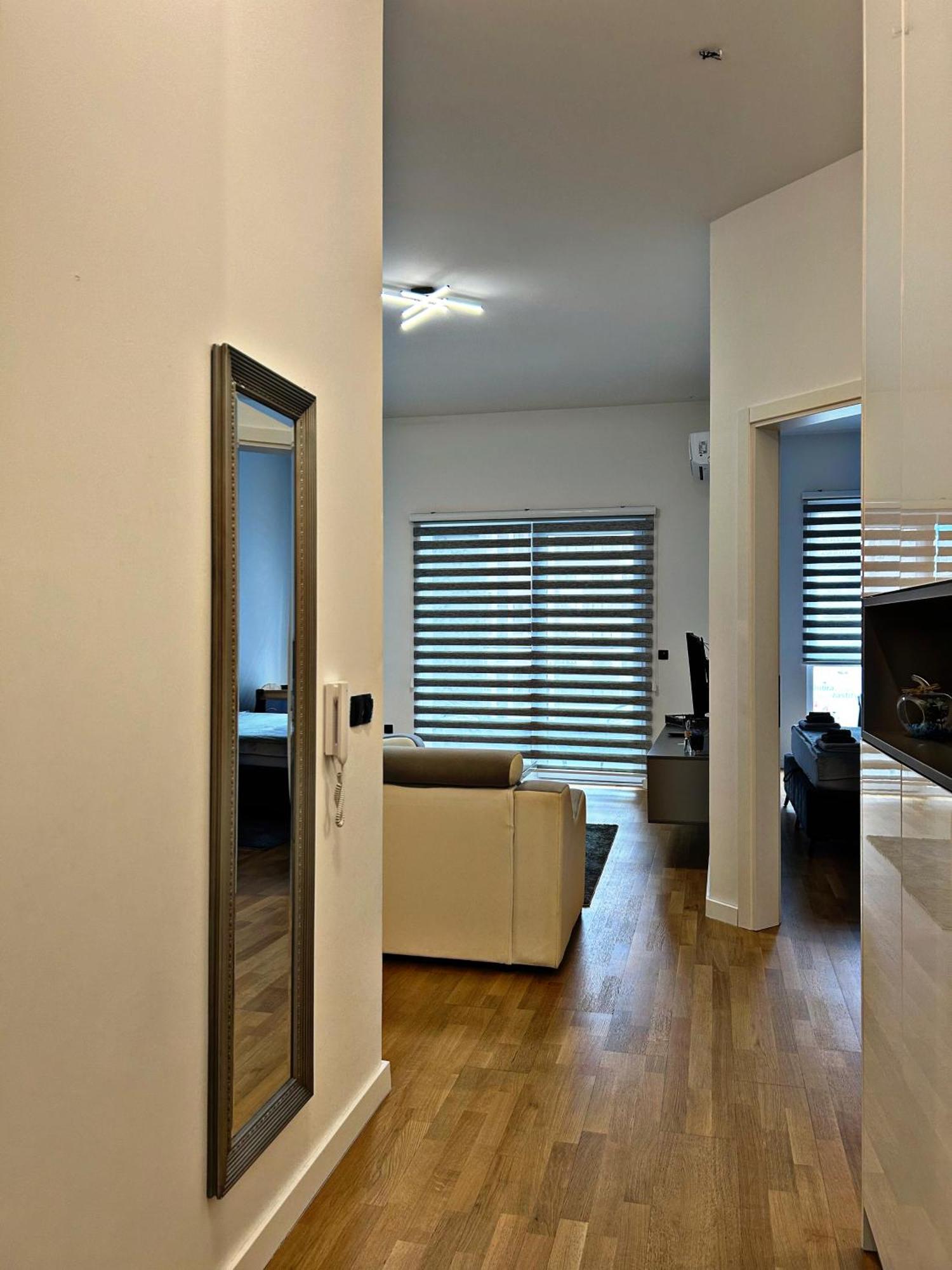 Deluxe Apartment *